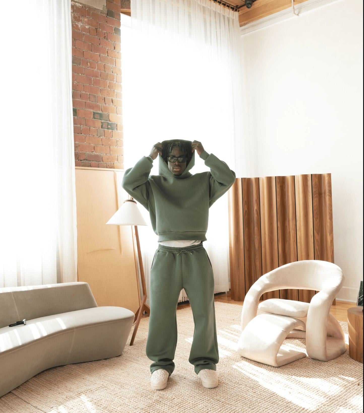 Everyday Monochrome Sweatshirt and Pants