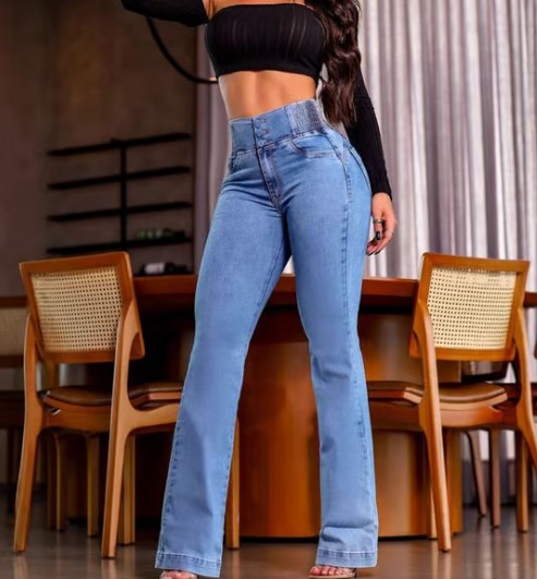 Everyday High-Waist Flare Jeans